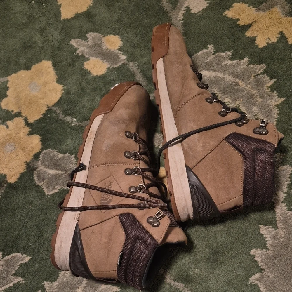 The North Face Men's Tan Leather Boots